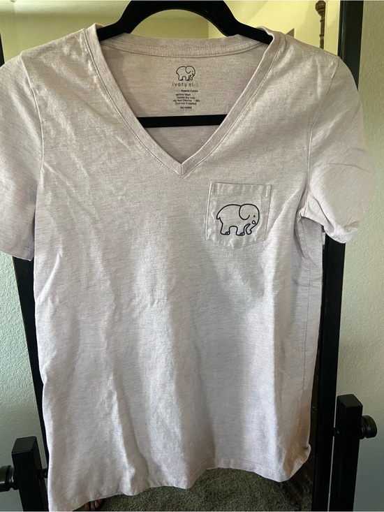 ivory ella Tops - ivory ella Light Pink V-Neck Pocket Tee with Elephant